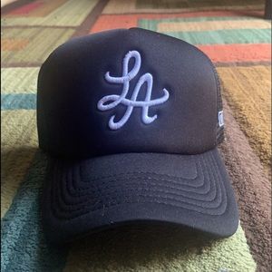 TRUCKER HAT